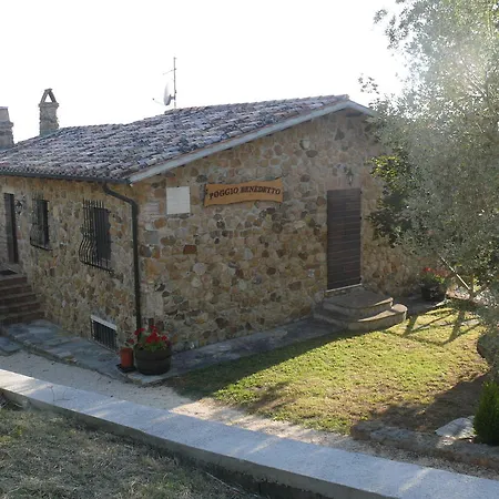 Landhuis Podere Poggio Benedetto Saturnia