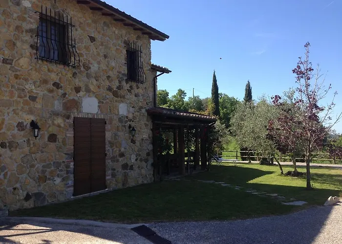 Kır Evi Podere Poggio Benedetto *